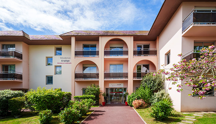 {Maison de retraite médicalisée} {Résidence Arpège} DomusVi